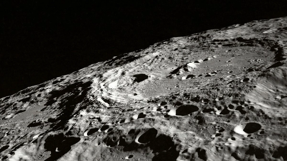 Cave On Moon: चांद पर गुफा होगी इंसानों का ठिकाना… वैज्ञानिकों को मिली 100 मीटर लंबी गुफा, बन सकता है शेल्टर होम