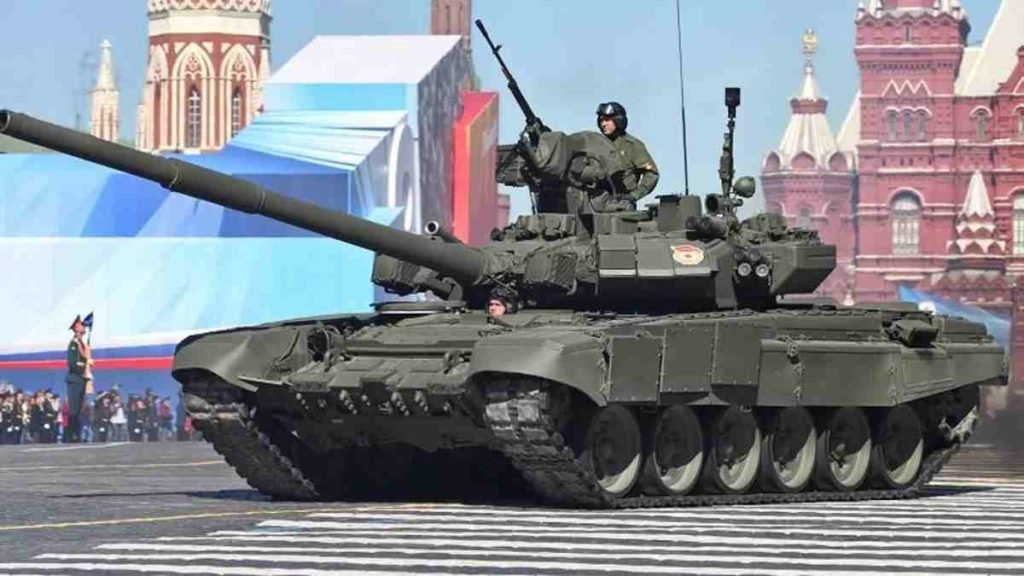 T-90 टैंक लेकर आएंगे इंडियन आर्मी के जवान, खासियत जानकर रह जाएंगे हैरान…