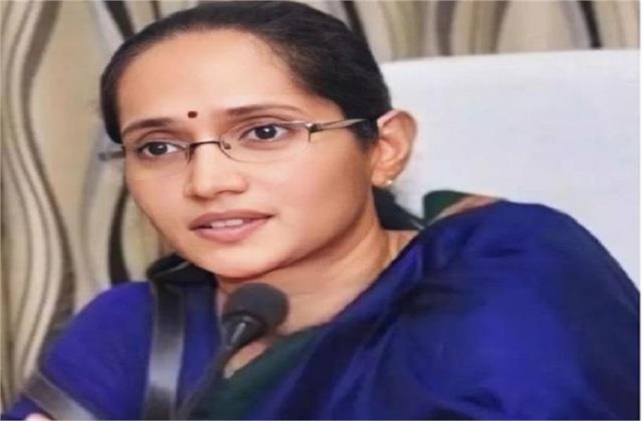 CG News : प्रदेश में नया कर्मचारी चयन मंडल गठित, व्यापम का विलय, ये वरिष्ठ IAS अधिकारी बनीं पहली अध्यक्ष