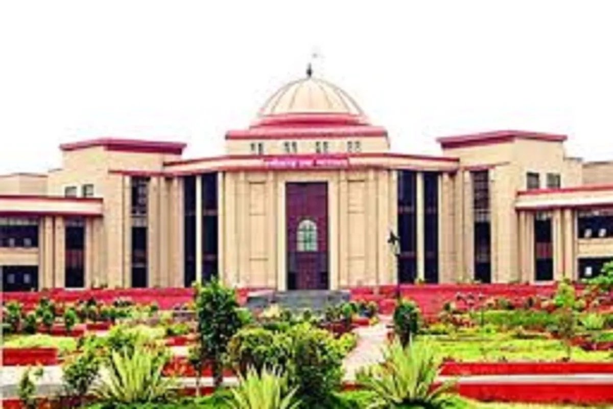 Bilaspur High Court Decision: परिवार में एक सदस्य की नौकरी होने से अनुकंपा नियुक्ति नहीं रोकी जा सकती, हाई कोर्ट का बड़ा फैसला