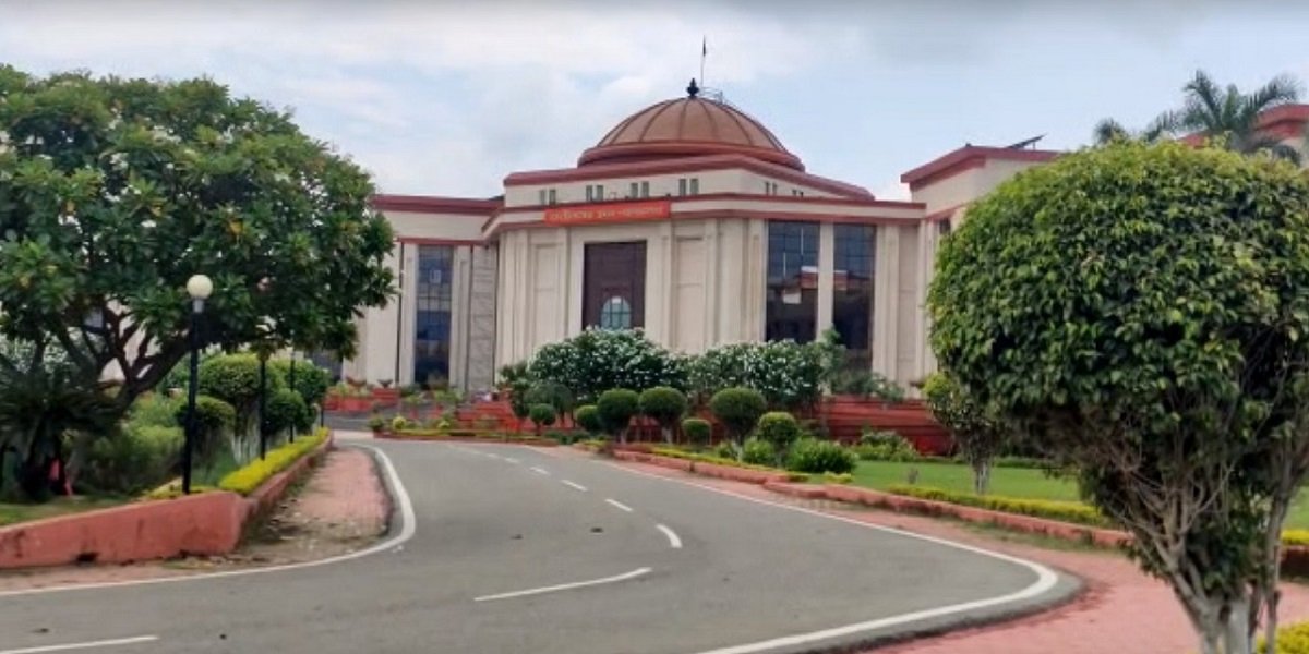 छत्तीसगढ़ में कई जिलों में बदले न्यायिक अधिकारी, नई पदस्थापना का आदेश जारी, देखें पूरी सूची